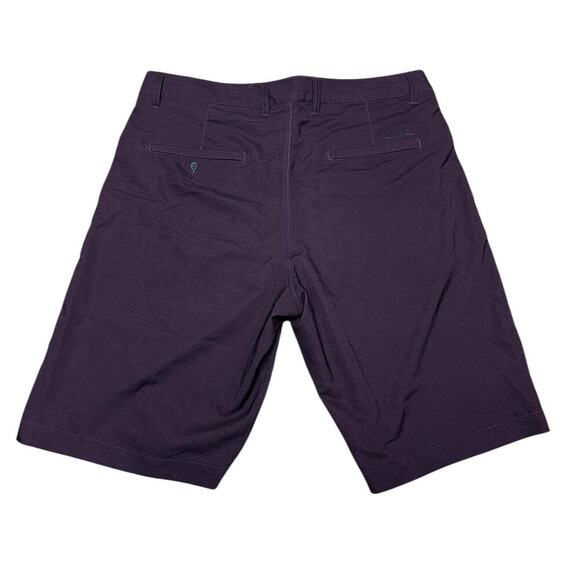 Travis Mathew Men's Golf Shorts 34 Burgundy Striped Performance - Picture 11 of 11